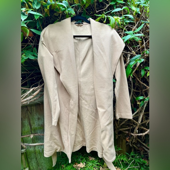 Banana Republic Camel Color Business overcoat - Picture 4 of 5